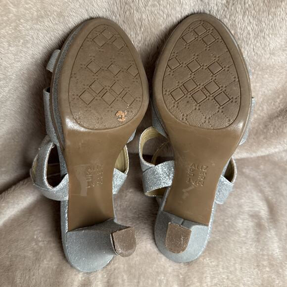 Naturalizer Metallic Silver Sparkly Glitter Open Toe Strappy Heels Women’s Sz 8M - Picture 7 of 8